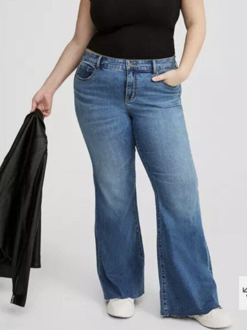 Torrid Perfect Mid-Rise Flare Jean in Memory Lane 26R Raw Hem